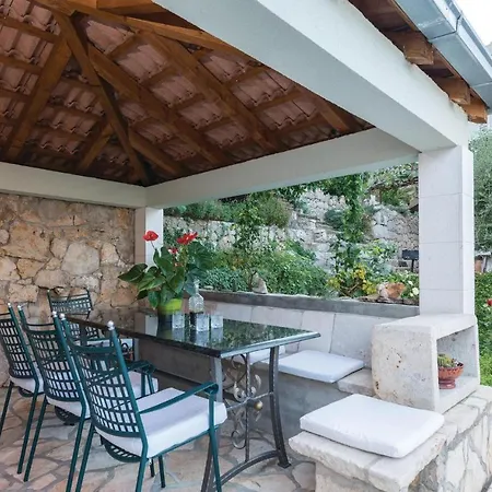 Beautiful In With House Sea View