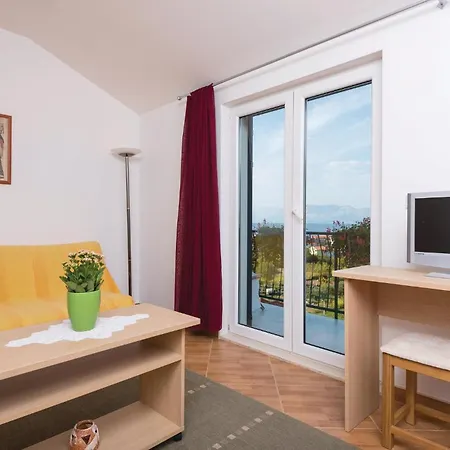 Beautiful In With House Sea View